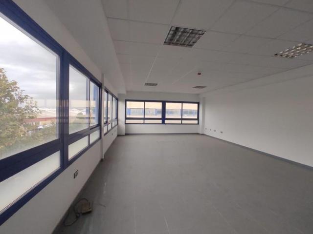 Oficina en alquiler en Dos Hermanas, La Motilla - Fuente del Rey photo 0
