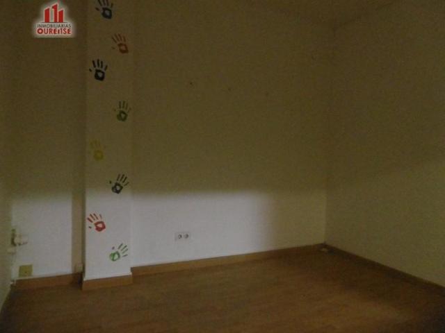 Local comercial en alquiler en Ourense, Centro photo 0
