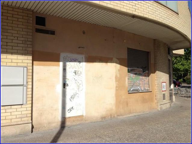 Local comercial en alquiler en Zaragoza, La Bozada photo 0