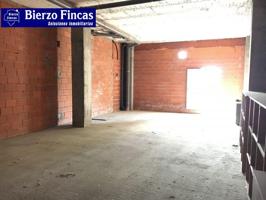 Local comercial en alquiler en Ponferrada, La rosaleda photo 0