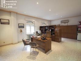 Local comercial en alquiler en Tomelloso, Calle Socuellamos photo 0