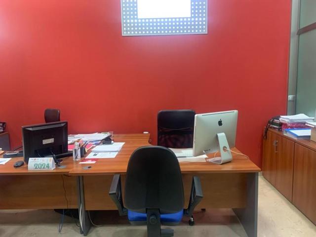 Oficina en alquiler en Alicante, Benalua photo 0