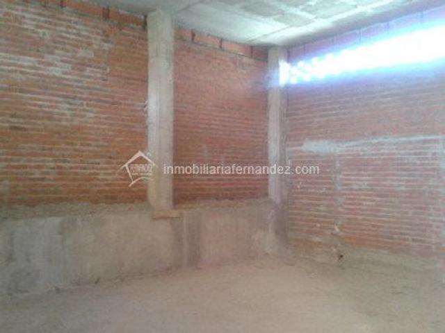 Local comercial en alquiler en Cáceres, MONTESOL photo 0