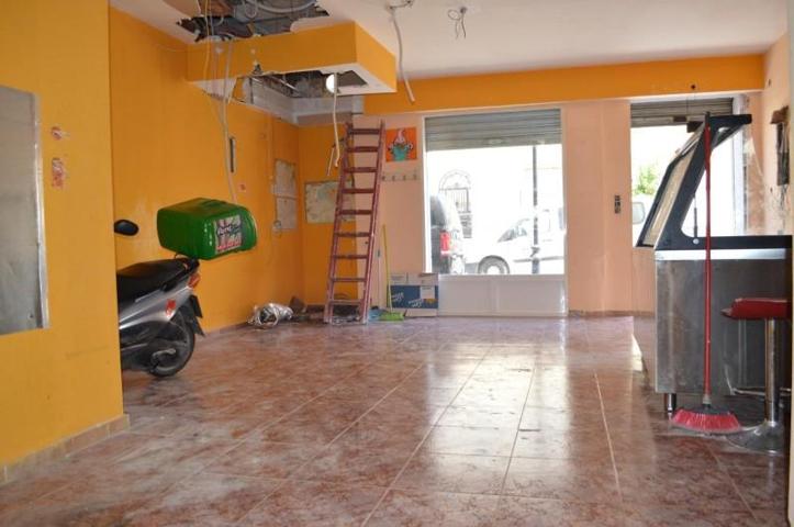 Local comercial en alquiler en Peligros, Peligros photo 0