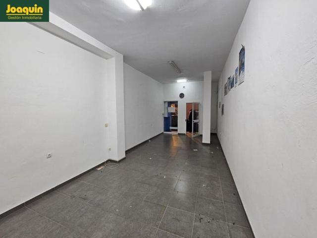 Local comercial en alquiler en Córdoba, Av. Barcelona - Viñuela - Rescatado photo 0