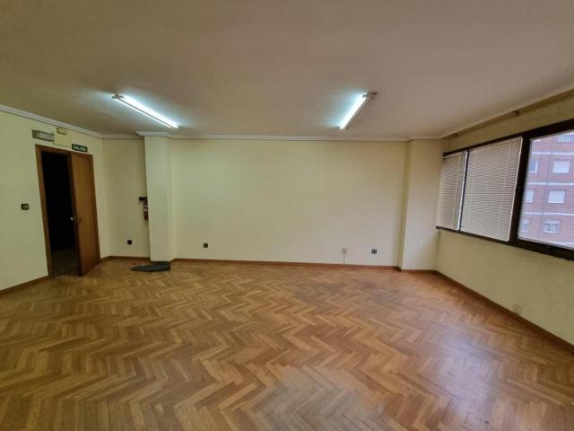 Oficina en alquiler en Ponferrada, Centro photo 0