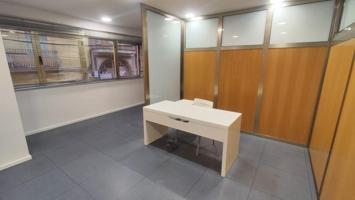 Oficina en alquiler en Tortosa, Centre photo 0