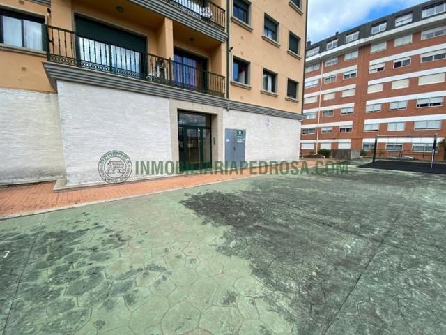 Local comercial en alquiler en Poio, A caeira photo 0