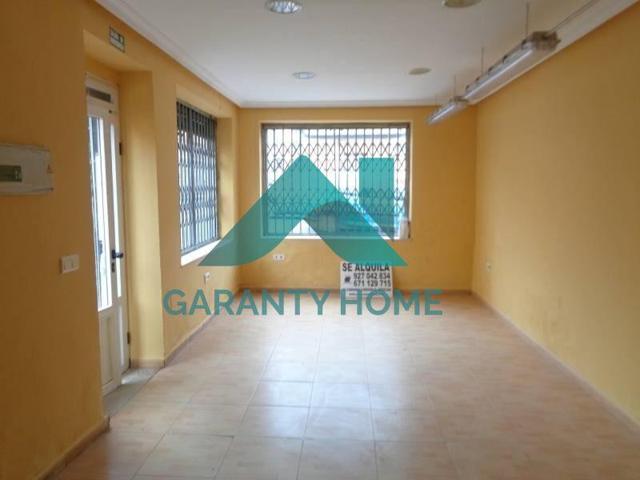 Local comercial en alquiler en Cáceres, LLOPIS IBORRA photo 0