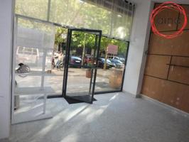 Local comercial en alquiler en Pamplona, Iturrama photo 0