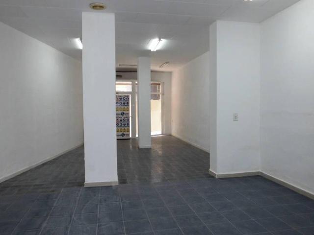 Local comercial en alquiler en Quart de Poblet, Zona Polideportivo photo 0