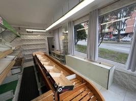 Local comercial en alquiler en Avilés, Avilés photo 0