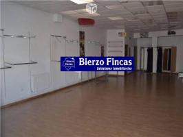 Local comercial en alquiler en Ponferrada, Cuatrovientos photo 0
