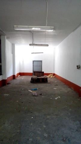 Local comercial en alquiler en Lugo, Montiron photo 0