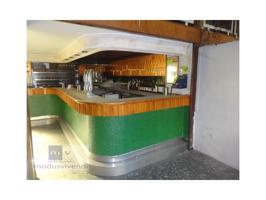 Local comercial en alquiler en León photo 0