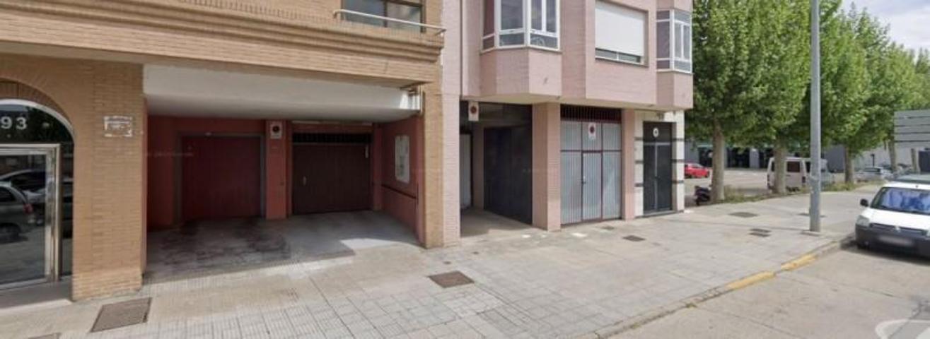 Local comercial en alquiler en León, Lastra photo 0