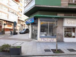 Local comercial en alquiler en Vigo, Castro photo 0