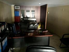 Local comercial en alquiler en Lucena, Calle San Pedro, 14900 photo 0