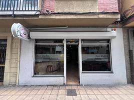Local comercial en alquiler en Avilés, Avilés photo 0