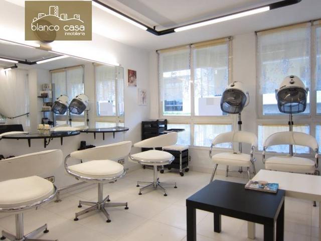 Local comercial en alquiler en Carballo, CENTRO photo 0