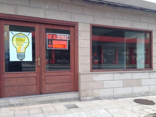 Local comercial en alquiler en Boiro, Cimadevila photo 0
