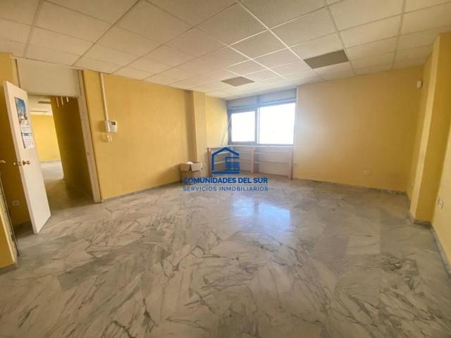 Oficina en alquiler en Cádiz, Avenida photo 0