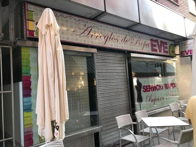 Local comercial en alquiler en León, Centro photo 0