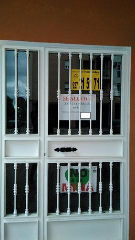 Local comercial en alquiler en Cáceres, MEJOSTILLA photo 0