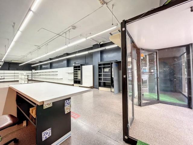 Local comercial en alquiler en Onil, Avenida De La Paz photo 0