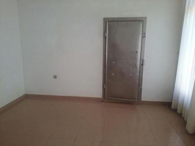 Local comercial en alquiler en Albacete, Fátima photo 0