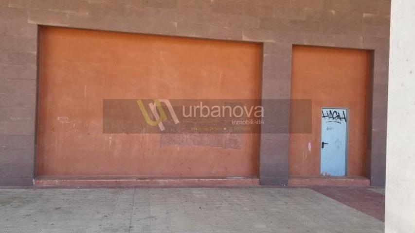 Local comercial en alquiler en Logroño, Los Lirios photo 0