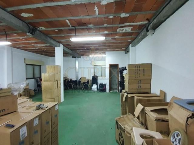 Local comercial en alquiler en Vigo photo 0