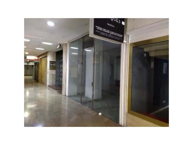Local comercial en alquiler en Granada, Centro - Sagrario photo 0