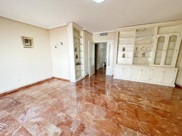 Piso en alquiler en Andújar photo 0