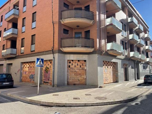 Local comercial en alquiler en Tortosa photo 0