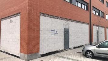 Local comercial en alquiler en Laguna de Duero, Laguna De Duero photo 0