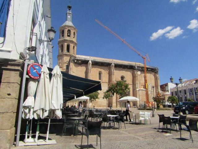 Local comercial en alquiler en Valdepeñas, Plaza España photo 0