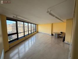 Oficina en alquiler en Lleida, ESCORXADOR photo 0