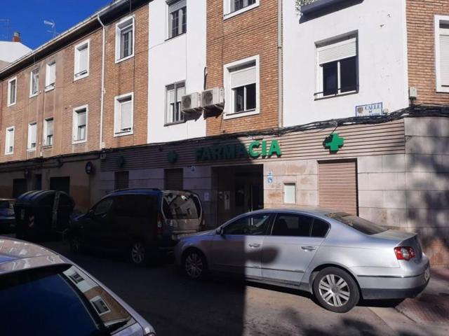 Local comercial en alquiler en Zaragoza, Arrabal photo 0