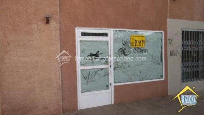 Local comercial en alquiler en Cáceres, Centro photo 0