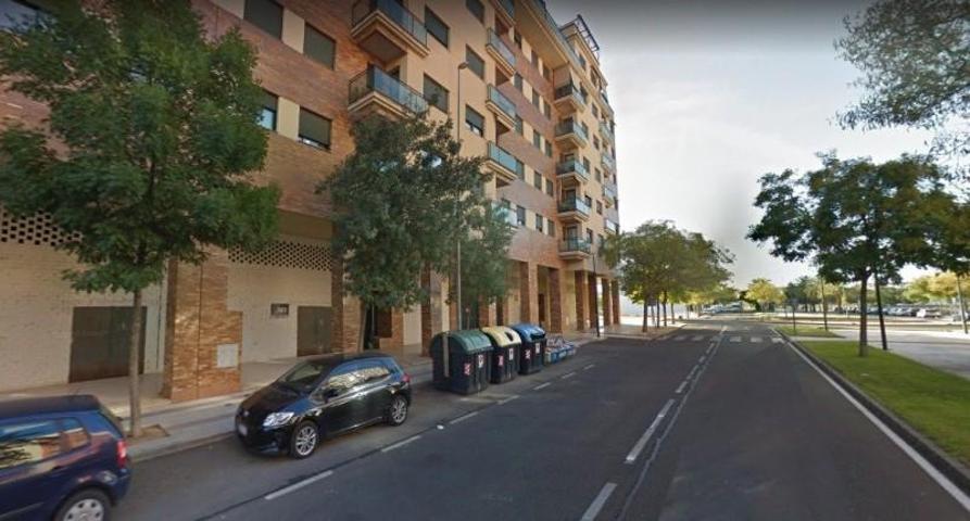 Local comercial en alquiler en Badajoz, San Roque photo 0