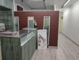 Local comercial en alquiler en Elda, Gran avenida photo 0