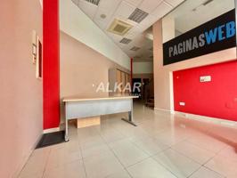 Oficina en alquiler en Tudela, Barrio De Lourdes photo 0