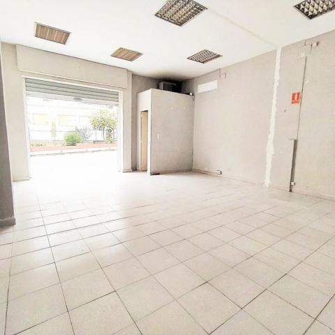 Local comercial en alquiler en Algeciras, Secano photo 0