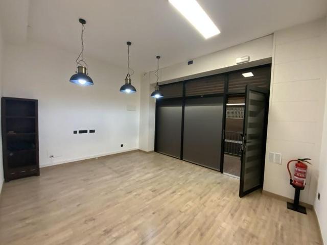 Local comercial en alquiler en el Masnou, Centre photo 0