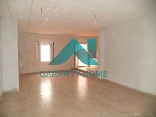 Local comercial en alquiler en Cáceres, Plaza de toros photo 0