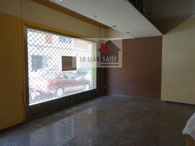 Local comercial en alquiler en Xàtiva photo 0