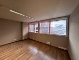Oficina en alquiler en Lugo photo 0