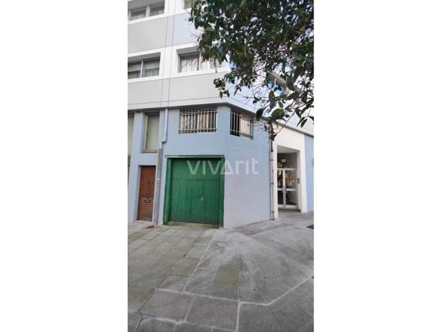 Local comercial en alquiler en A Coruña photo 0