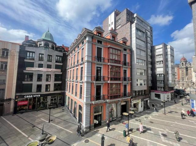 Oficina en alquiler en Oviedo, Oviedo photo 0